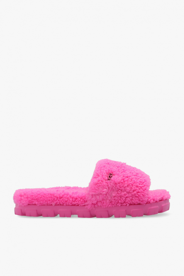 Pink fluffy sliders discount ugg